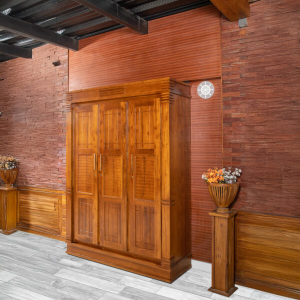 Solid Teakwood Wardrob